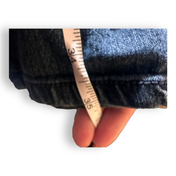 Women’s torrid 24 S Short Skinny Super Stretch High Rise Jegging Darkest Wash - Picture 9 of 12